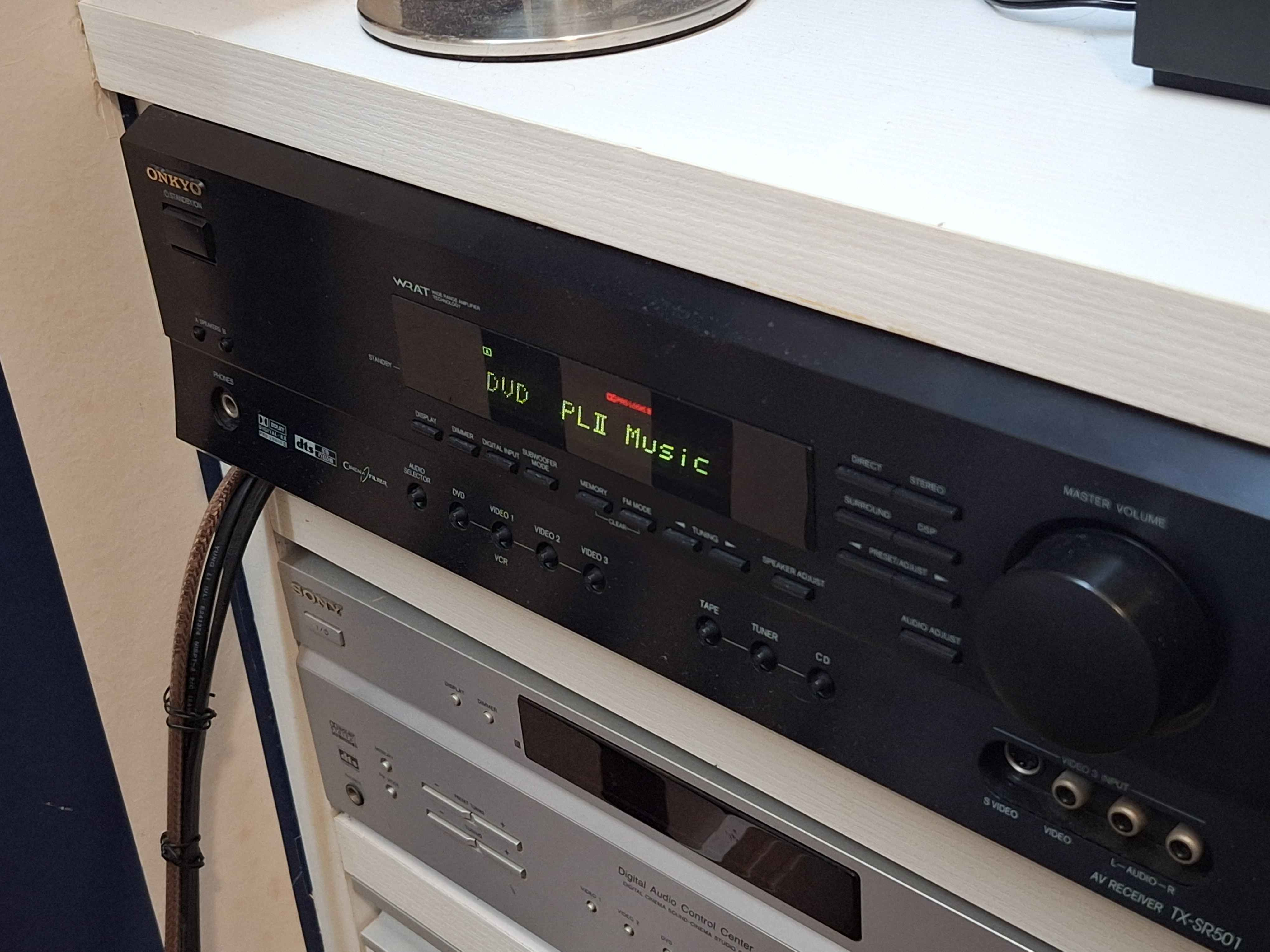 Onkyo TX-SR501, Jamo a10 5.1 speakers
